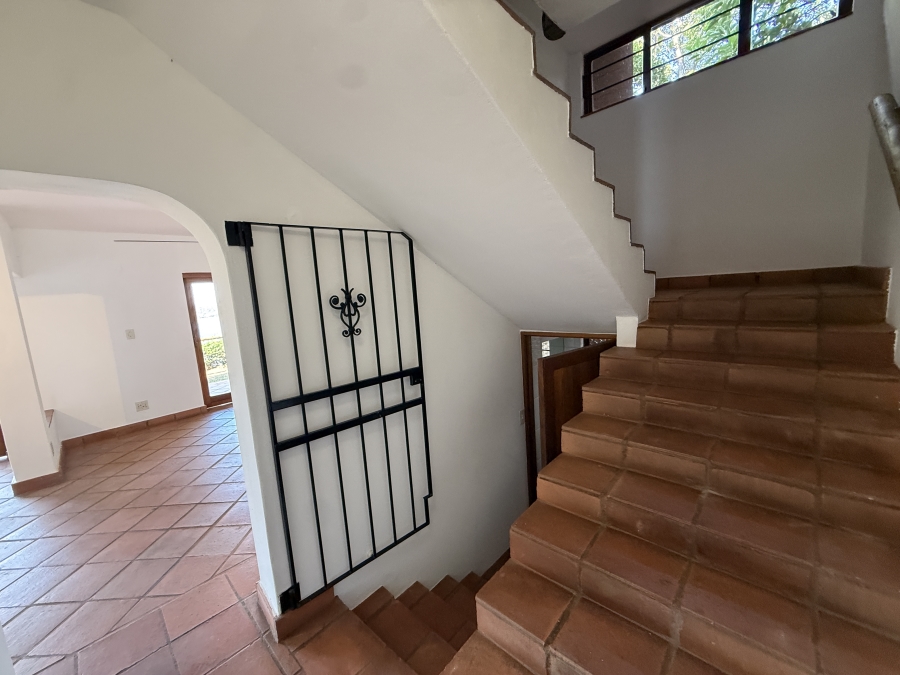 4 Bedroom Property for Sale in Kosmos North West